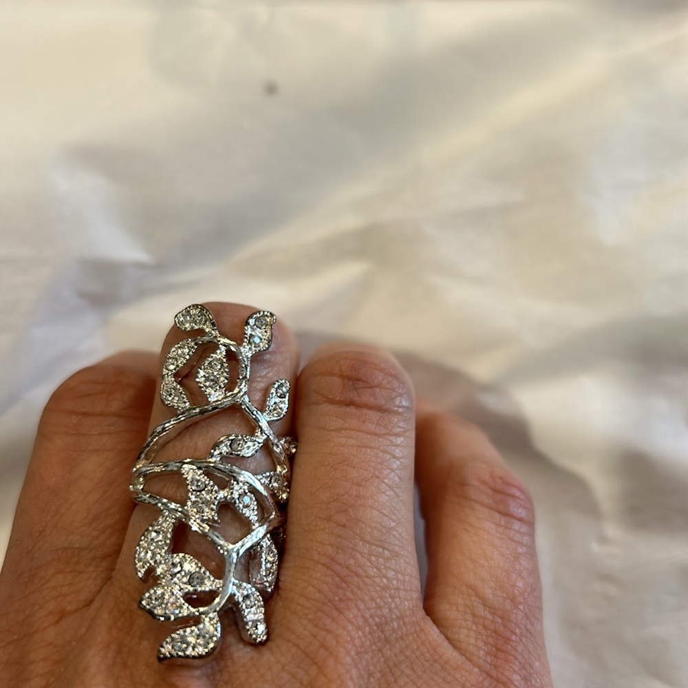 Silver Statement Ring - Picture 2 of 3